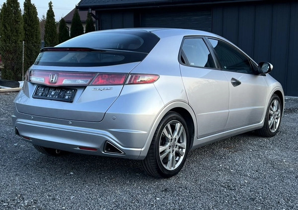 Honda Civic cena 27900 przebieg: 209000, rok produkcji 2011 z Jastrowie małe 407